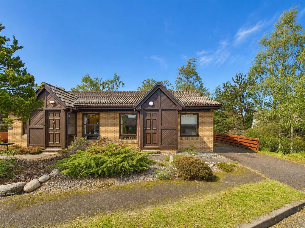 Property photo 1 of 18 Outside