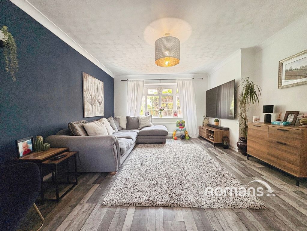 Property photo 3 of 15 Pbox-Img.Jpg
