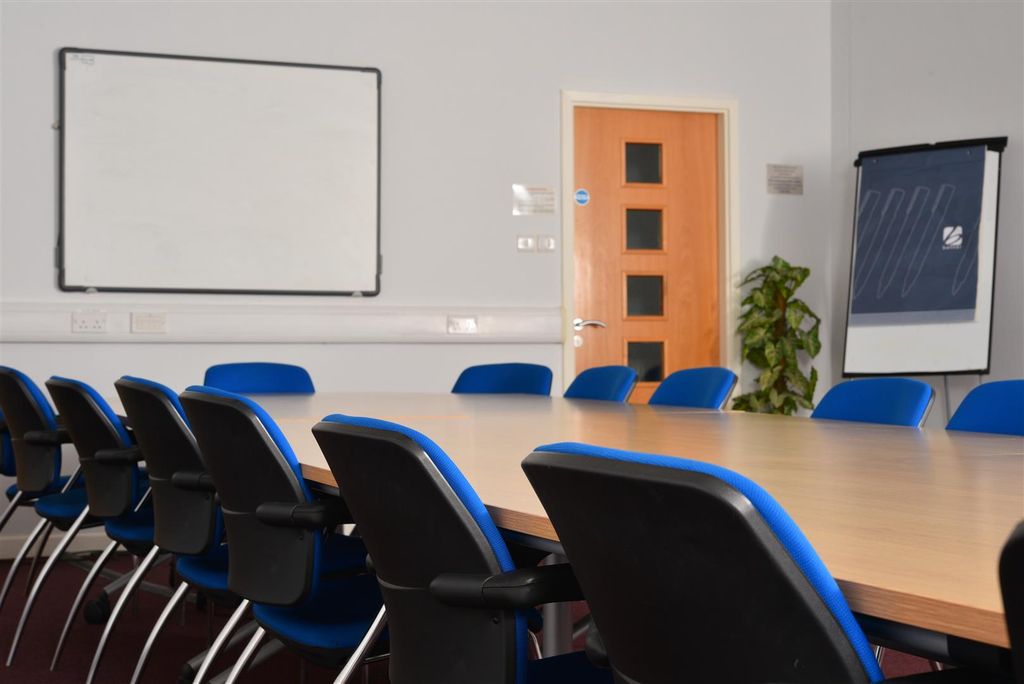 Property photo 1 of 7 Boardroom.Jpg