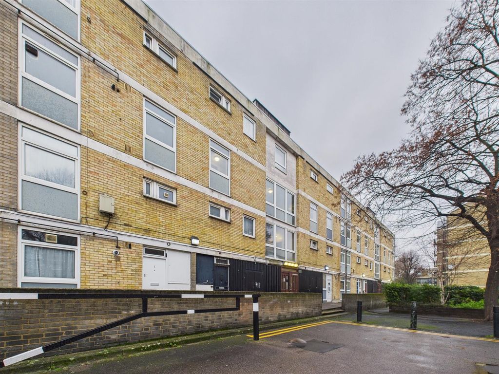 Property photo 3 of 9 Cam04237G0-Pr0262-Still016.Jpg