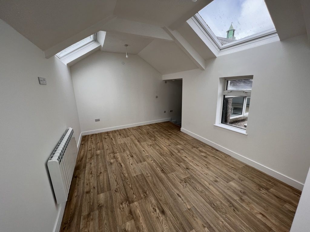 Property photo 1 of 4 Img_1923