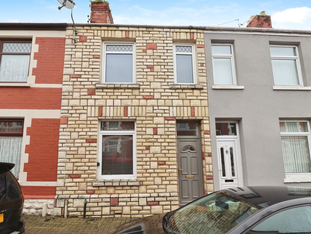 Property photo 1 of 17