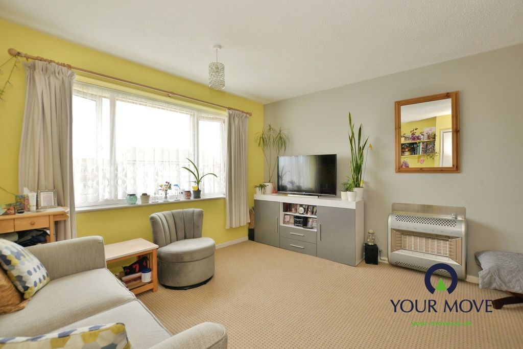 Property photo 2 of 18 Lounge/Diner