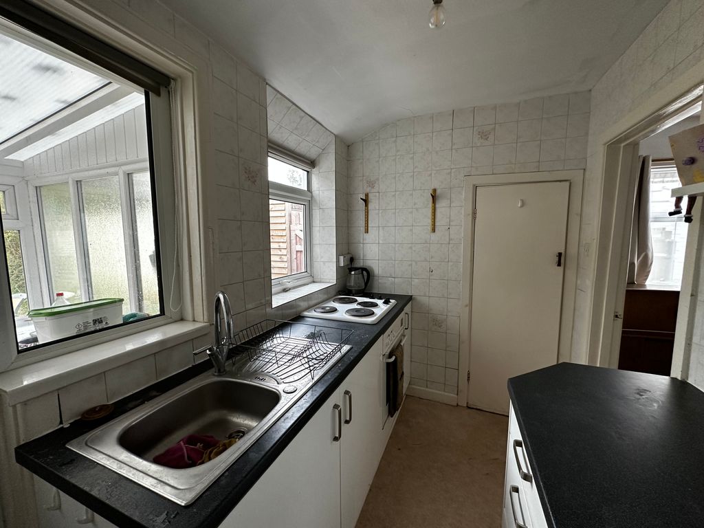 Property photo 2 of 11 Photo 05