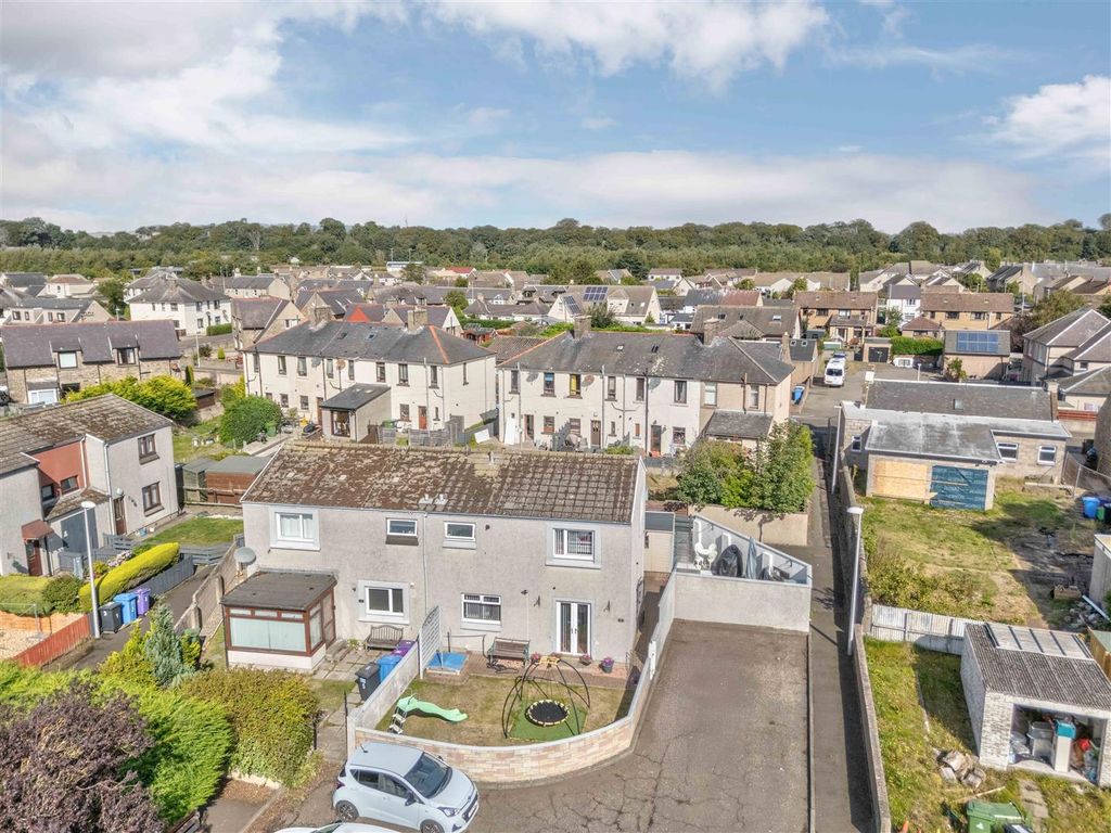 Property photo 2 of 17 6 Smieton Court Carnoustie-13.Jpg