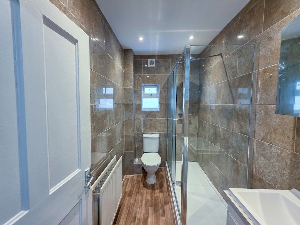 Property photo 3 of 6 20251002_120853