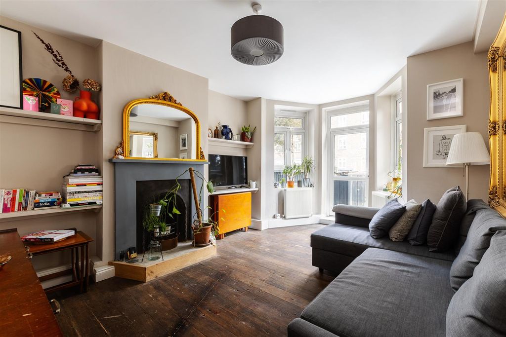 Property photo 1 of 14 Homerton Road