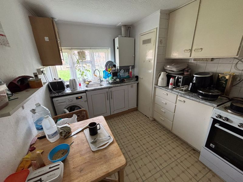 Property photo 2 of 7 Photo 4