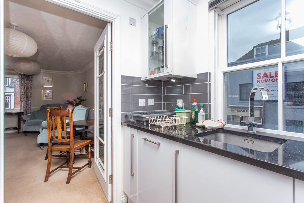 Property photo 3 of 11 Picture 3