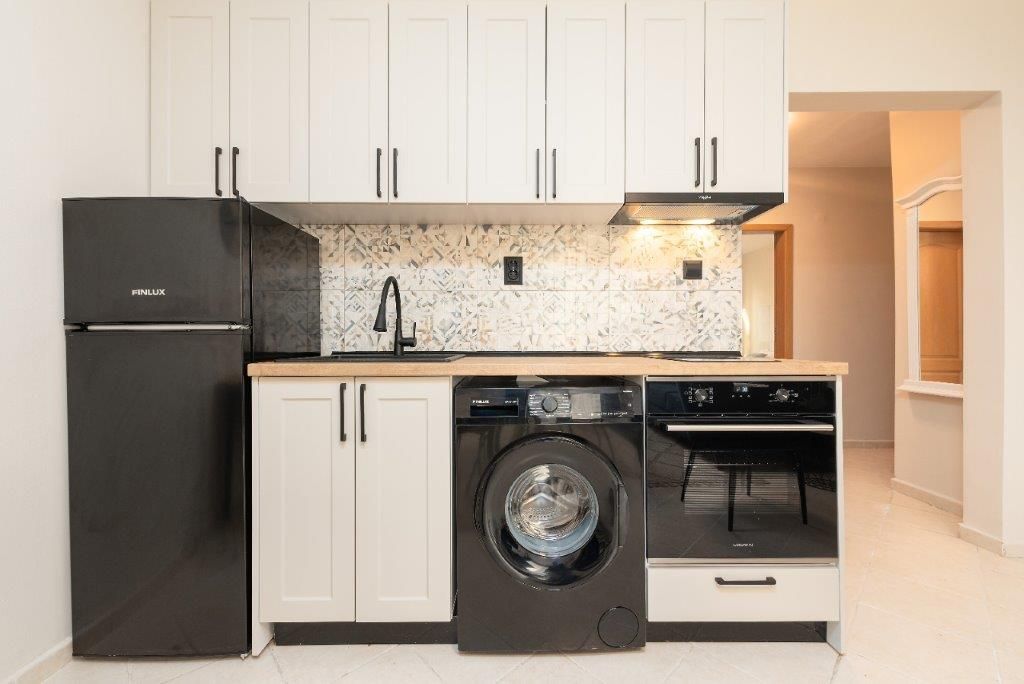 Property photo 3 of 25