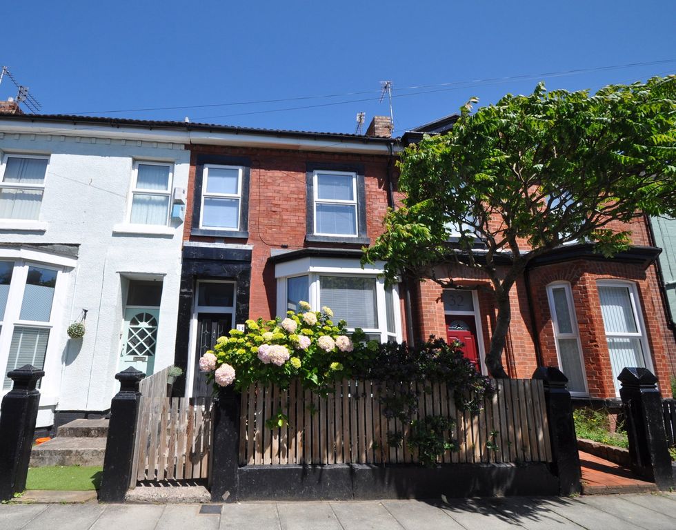 Property photo 1 of 34