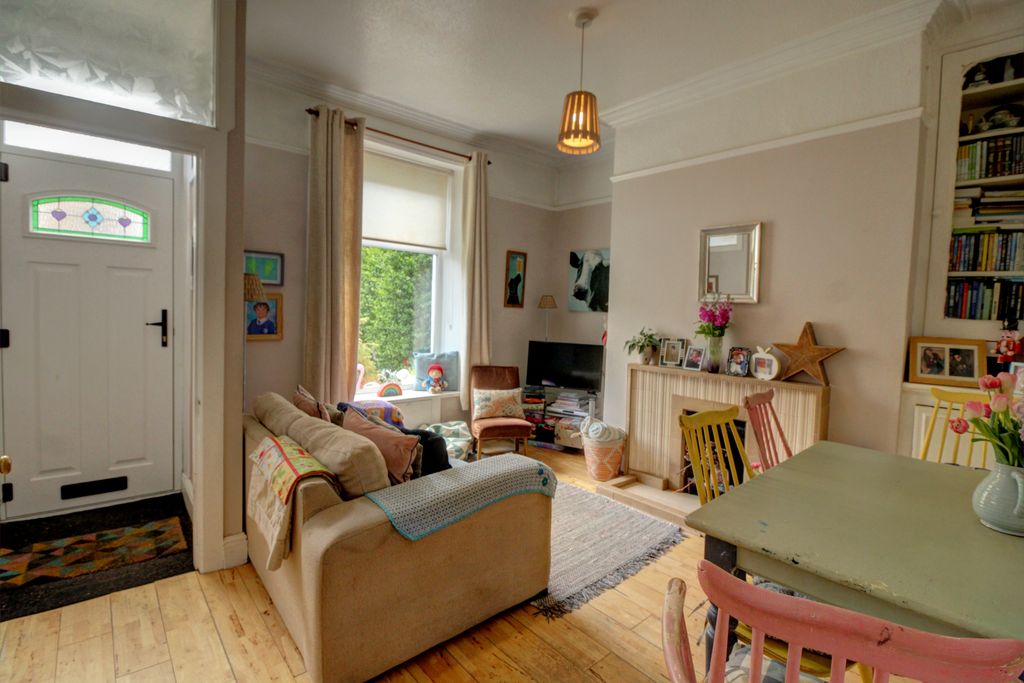 Property photo 3 of 14 3