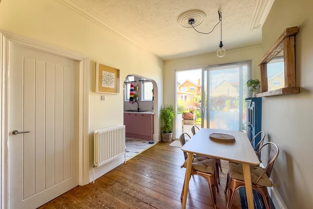 Property photo 3 of 26 Dining Room