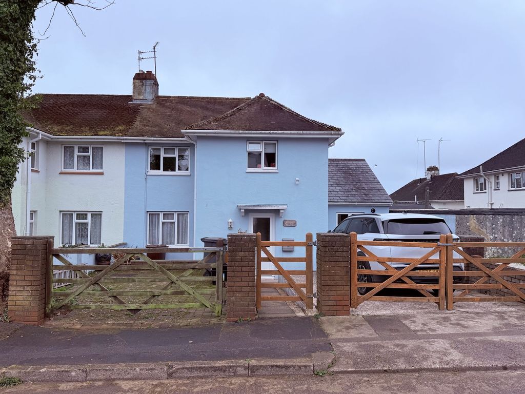 Property photo 1 of 23