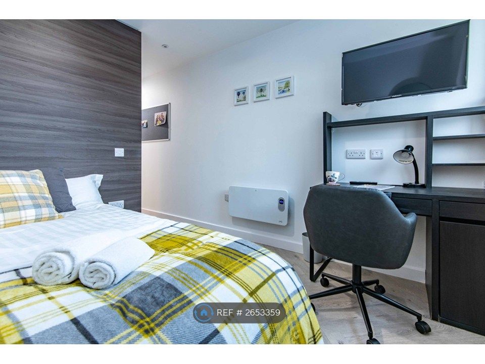 Property photo 1 of 12 Example Bedroom