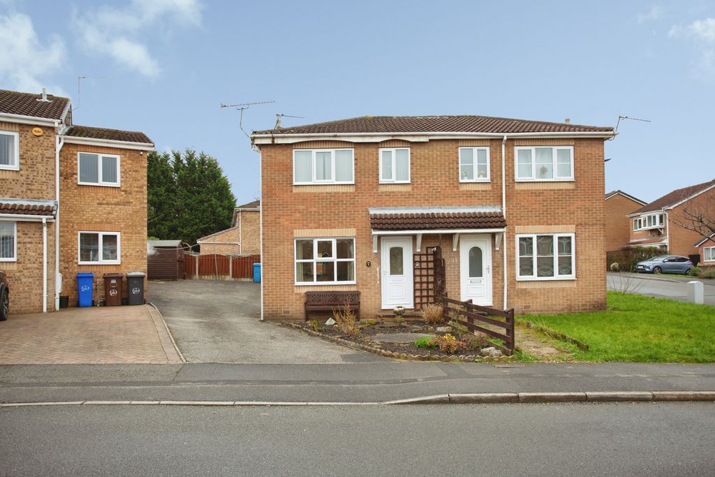 Property photo 1 of 15