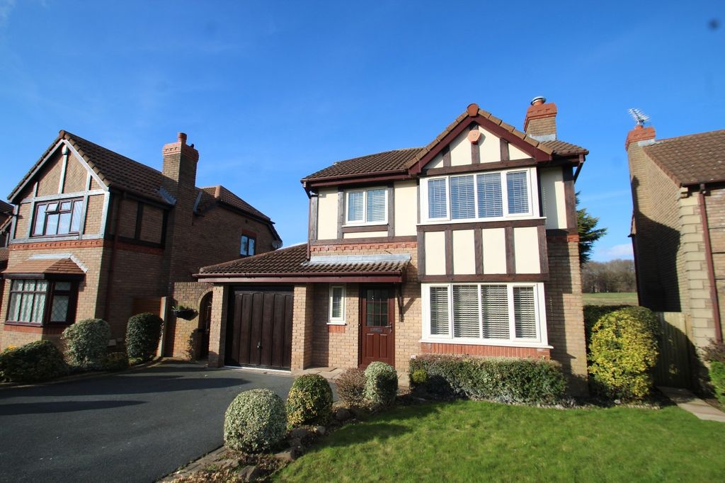 Property photo 2 of 19 Picture No. 47