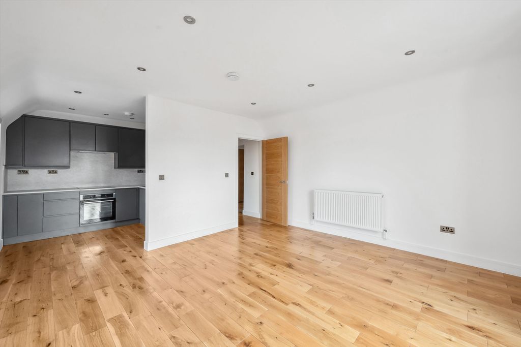 Property photo 1 of 15 Image