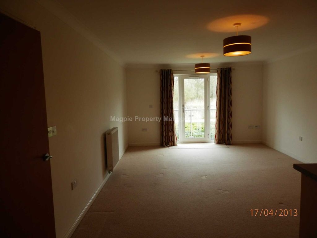 Property photo 2 of 8