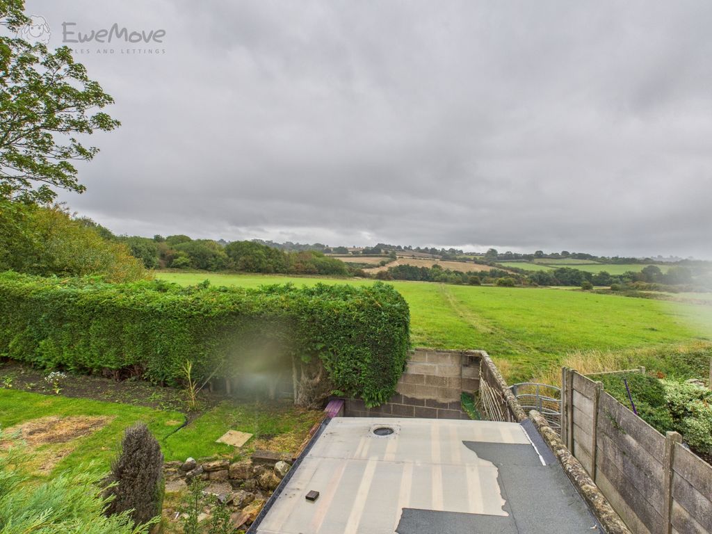 Property photo 3 of 17 Cam05065G0-Pr0010-Still015