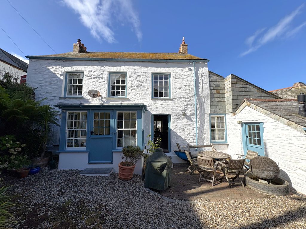 Property photo 2 of 22 Gallery