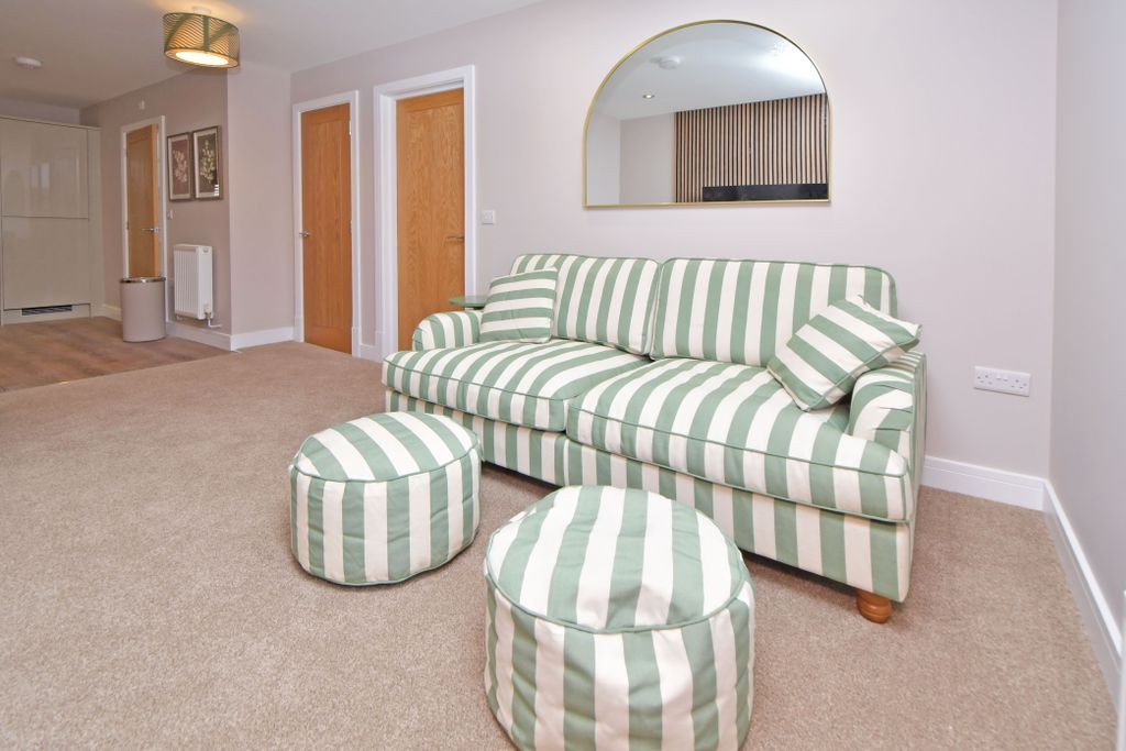 Property photo 2 of 9 Rah_0293