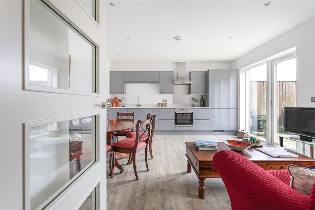 Property photo 1 of 18 Picture No. 03