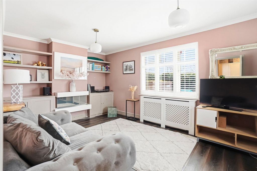 Property photo 3 of 14 Picture No. 06