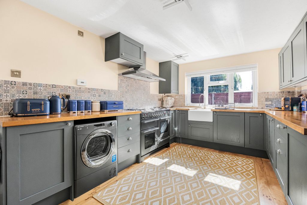 Property photo 2 of 15 4_58202