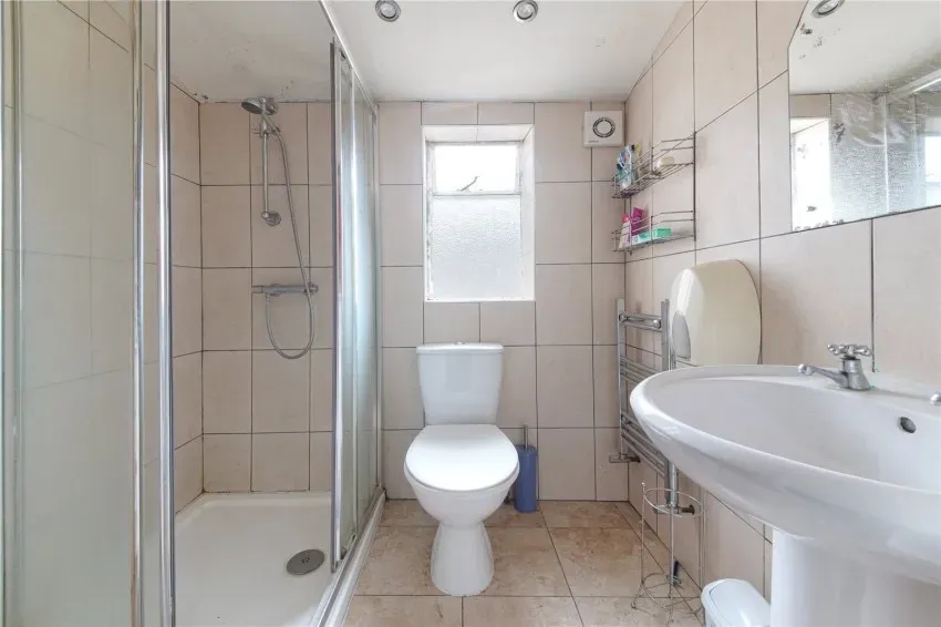 Property photo 2 of 4