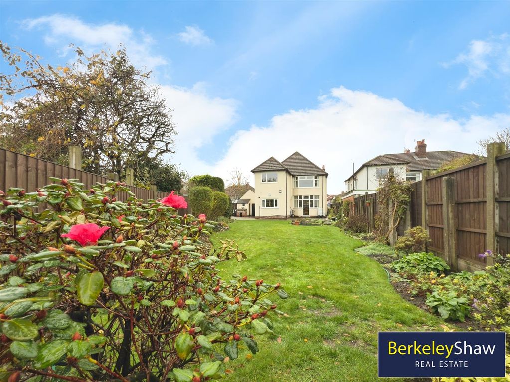 Property photo 2 of 27 Ef4Cda74--448B-94Af-84F6F10Ec5Df-22279-000003391C2