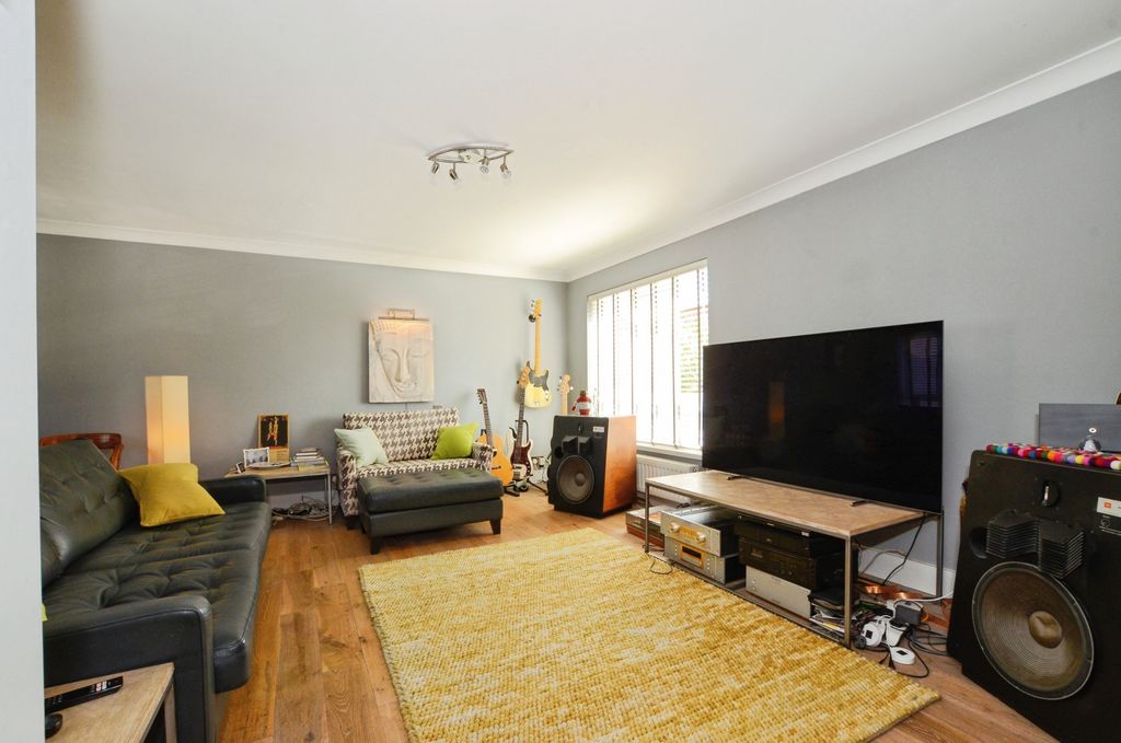 Property photo 3 of 25 Open Plan Living