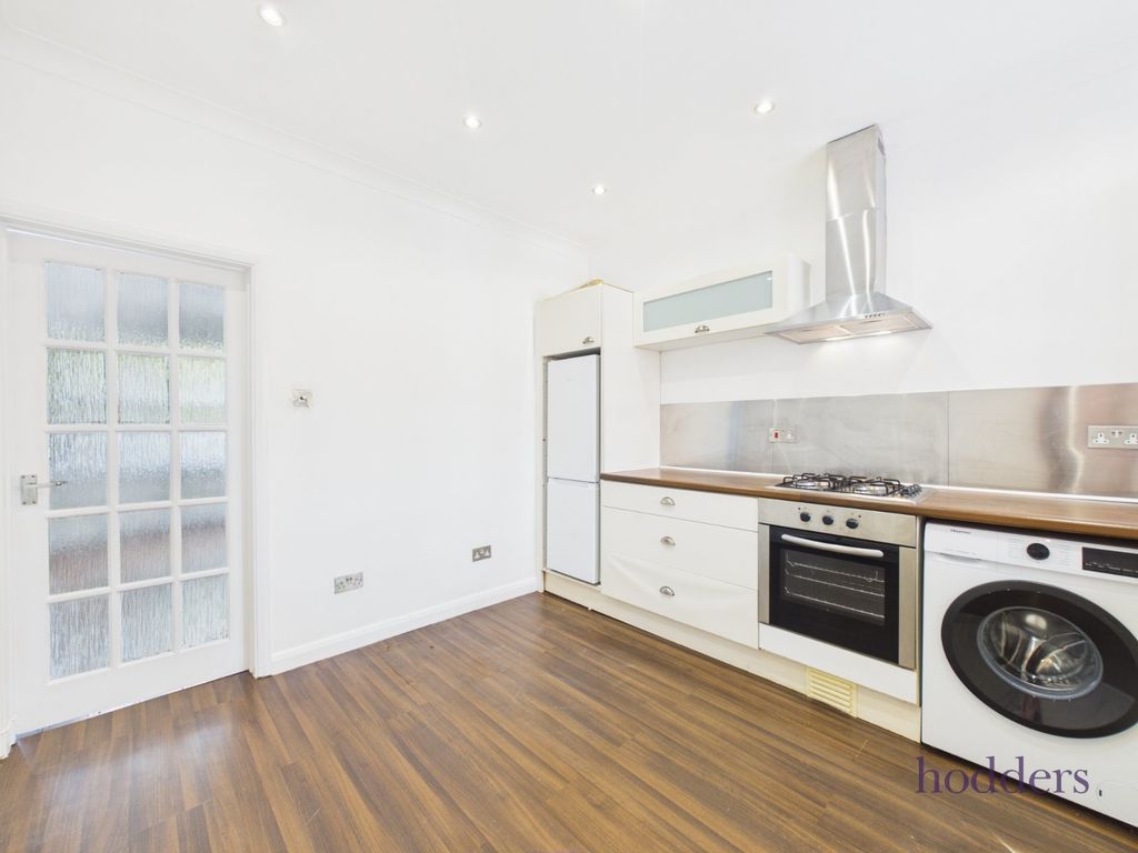 Property photo 3 of 12 Picture No. 61