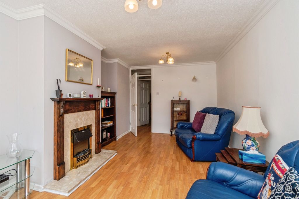 Property photo 3 of 18