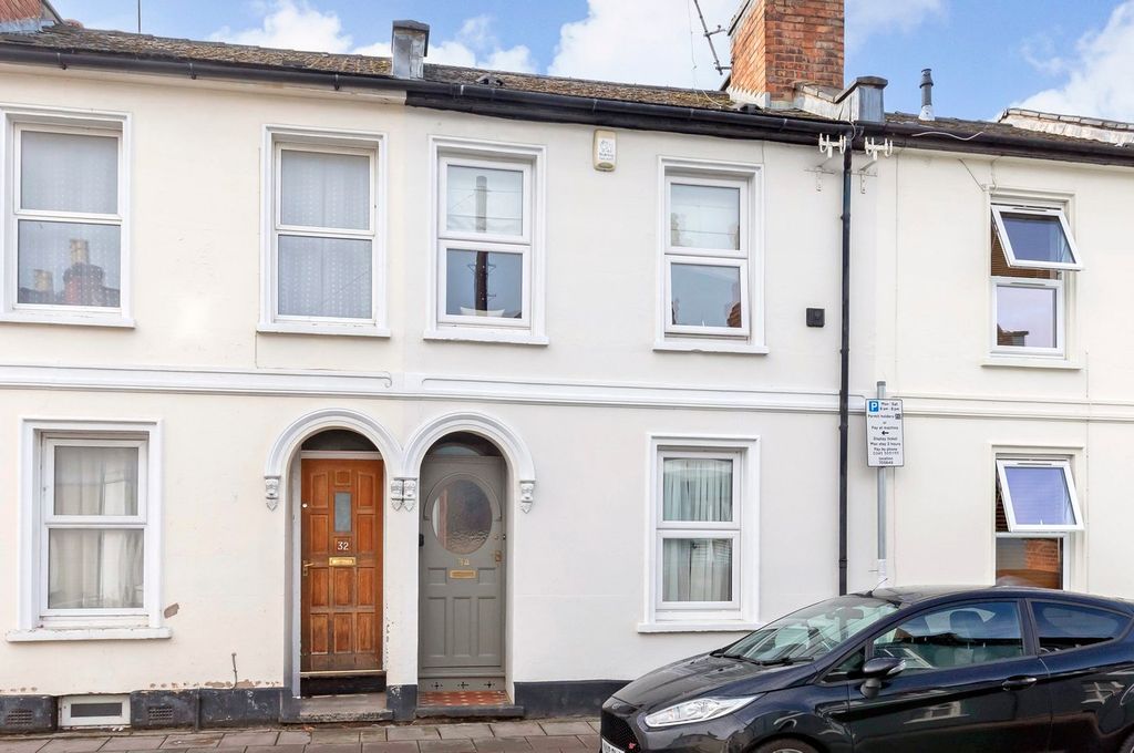 Property photo 1 of 11