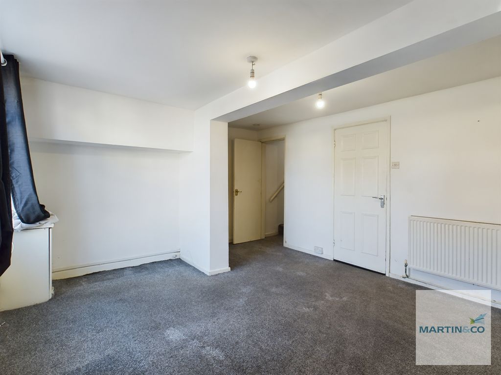 Property photo 3 of 9 Cam03663G0-Pr0067-Still008