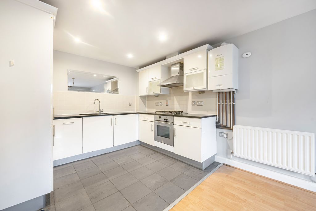 Property photo 2 of 12 6_66078