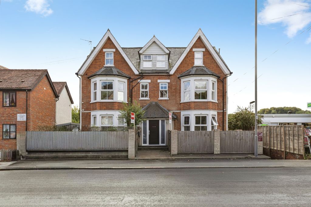 Property photo 1 of 22