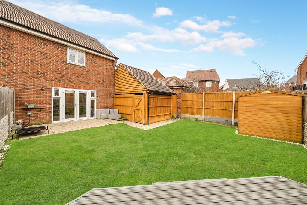 Property photo 2 of 22