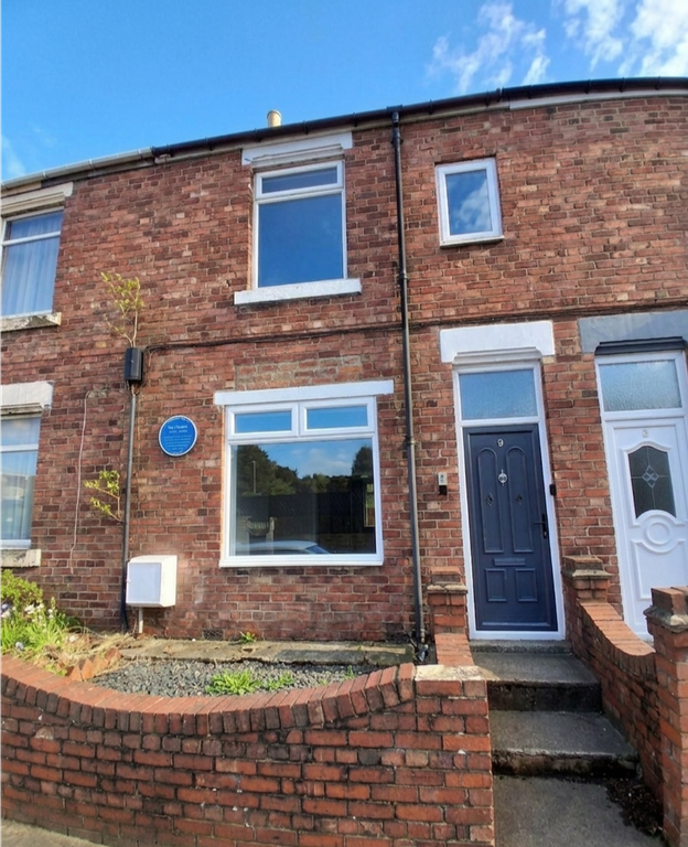 Property photo 1 of 11