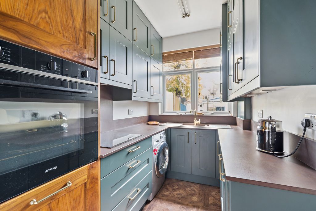 Property photo 2 of 12