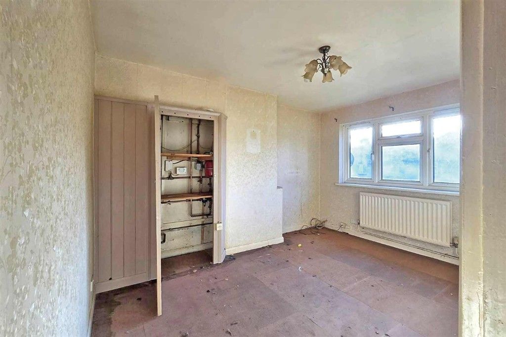 Property photo 2 of 4