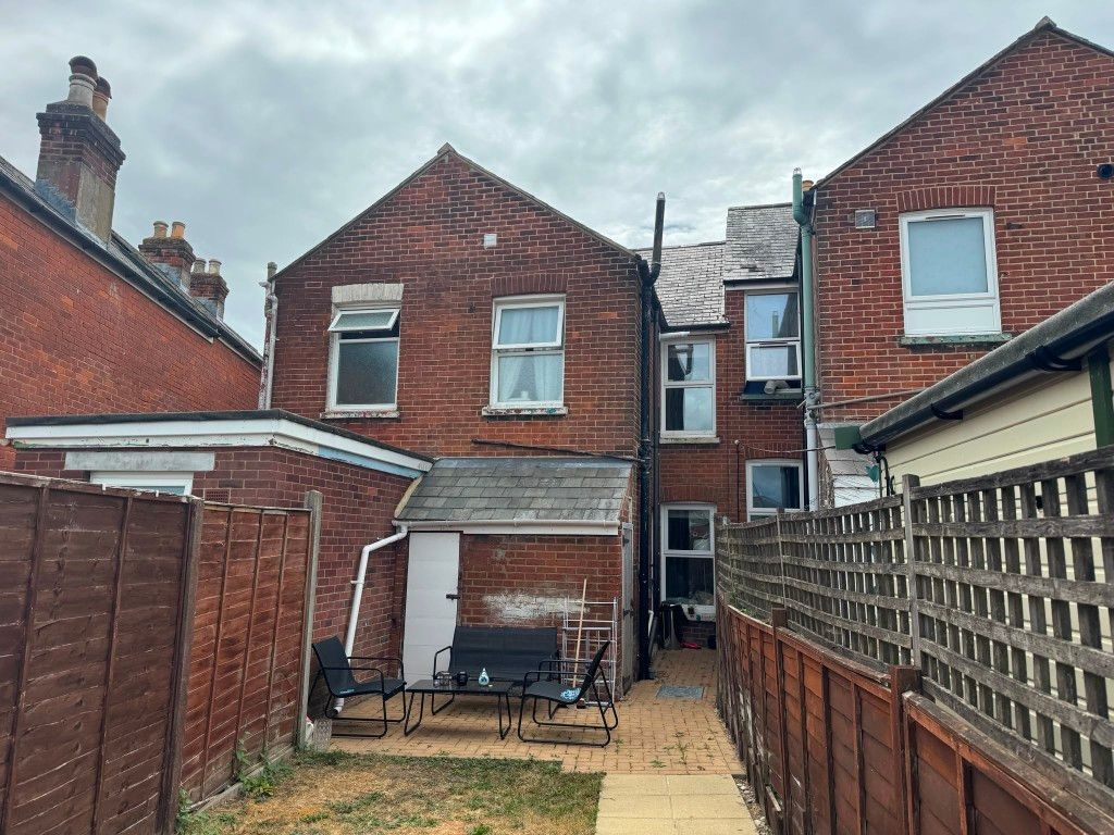 Property photo 2 of 8 Rear Elevation Showing Garden