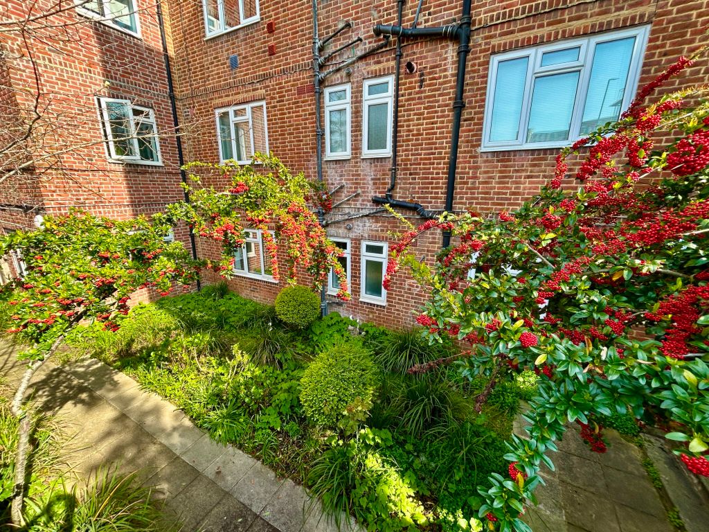 Property photo 3 of 11