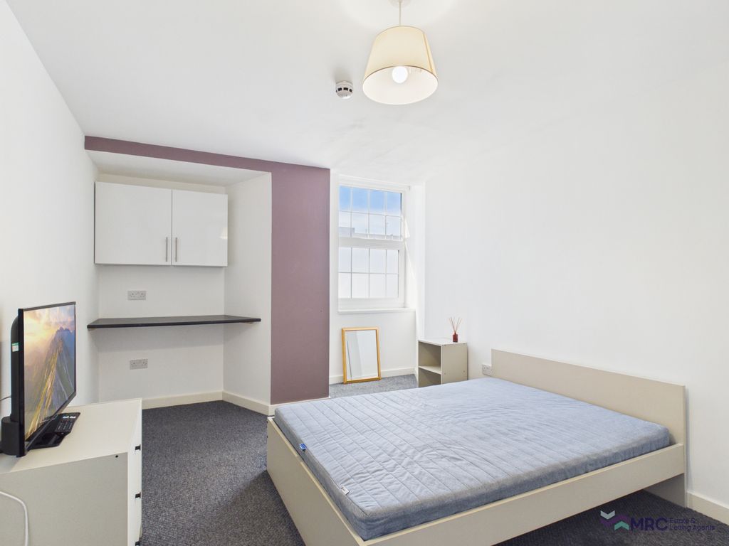 Property photo 1 of 9 Room 1, The Yorkshireman, Lombard Street