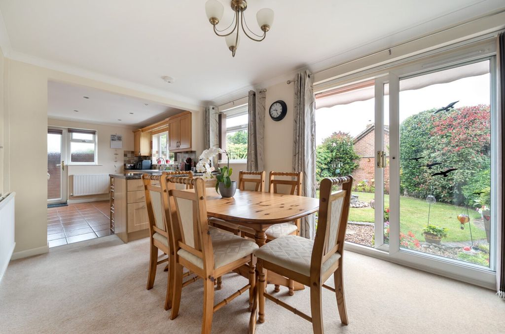 Property photo 3 of 20