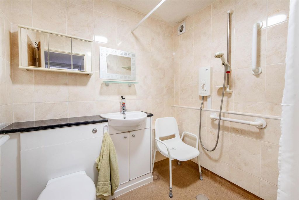 Additional image 16 of 2 bed flat for saleGreystones, Leyland PR26
