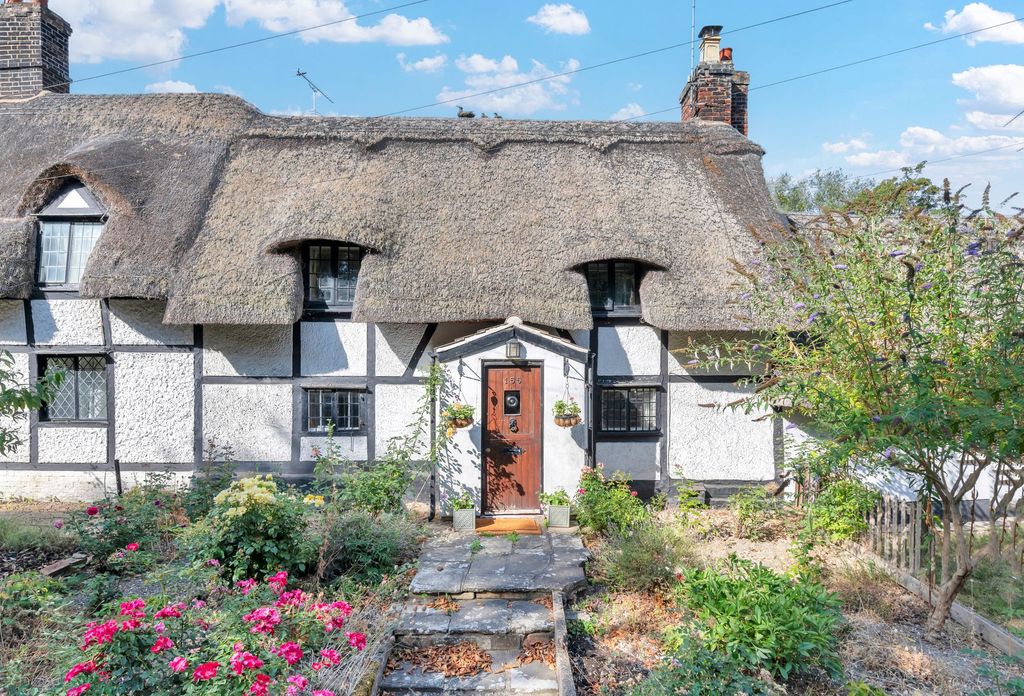 Property photo 1 of 17