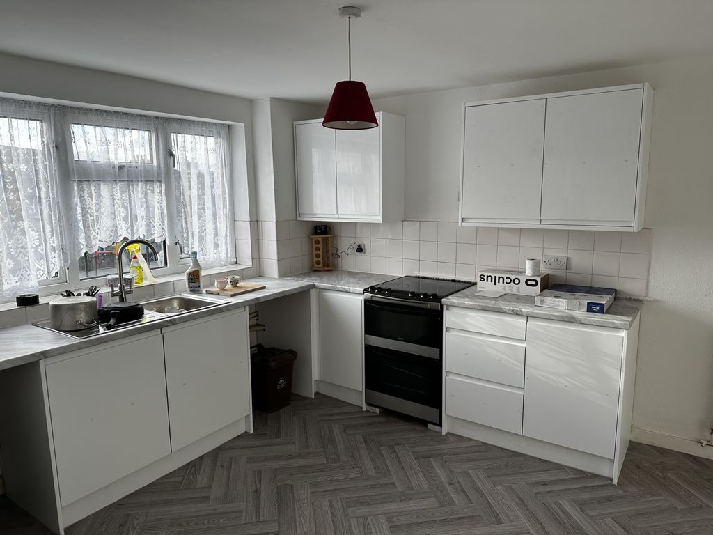 Property photo 2 of 6 Photo 1