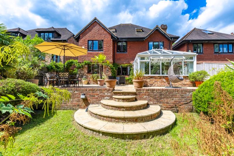 Property photo 1 of 34 Photo 32